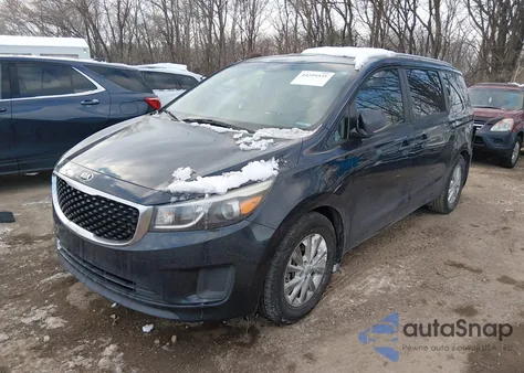 2016 Kia Sedona Lx z USA, uszkodzony, nr VIN KNDMB5C15G6116170